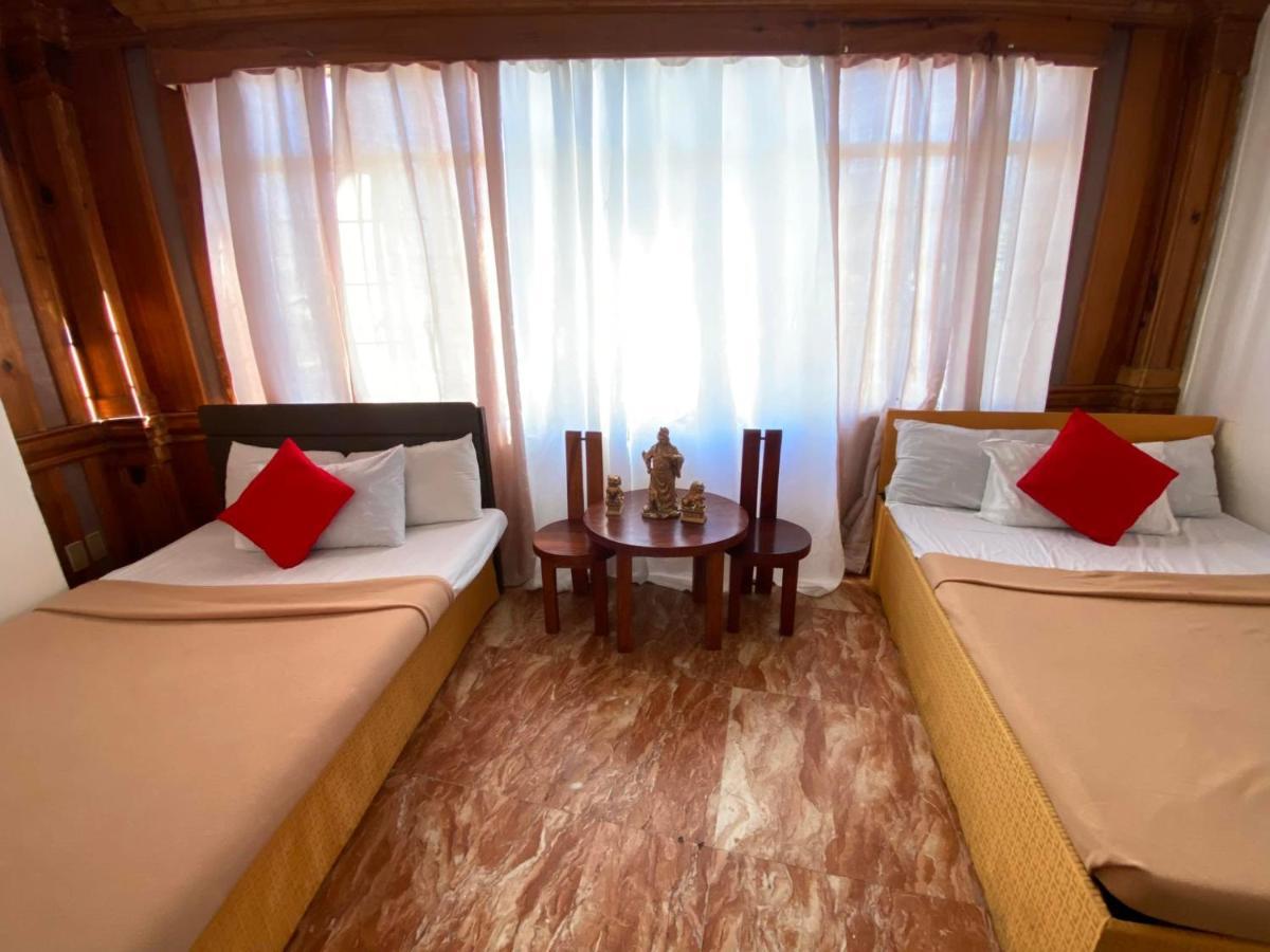 Twentyfour- Seven Transient House Bed & Breakfast Baguio City Exterior photo